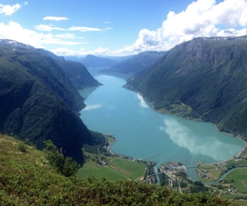 Excursión por Skjolden, la carretera de montaña de Sognefjell y el pueblo de Lom
