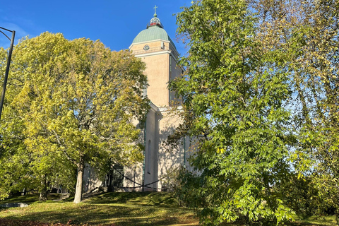 Private UNESCO Suomenlinna Tour: Fortress & Sea landscapes
