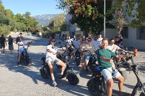 Athens: Premium Guided E-Scooter Tour in Acropolis AreaAthens: Guided E-Scooter Tour in Acropolis Area