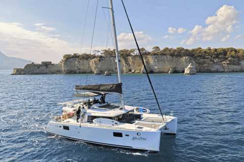 Souda: Premium Catamaran Cruise to Marathi Bay with Lunch w/Transfer from Agia Marina - Kolimvari