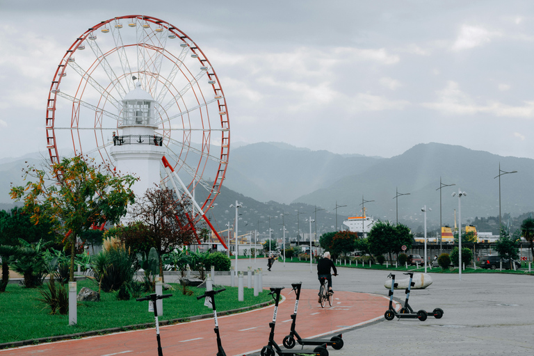 Batumi: Guided Bike Tour of Boulevard and Hidden Spots