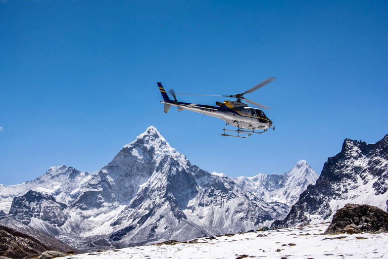 Everest Base Camp Helicopter Tour Zwischenstopp im Everest View Hotel