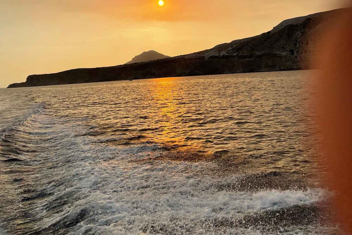 미로스 발견: 반나절 보트 투어 모험