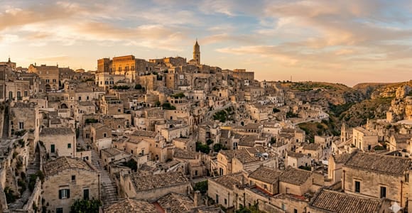 Bari: Matera and Alberobello Day Trip with Transfers