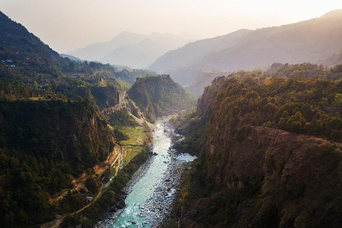 Katmandou : Excursion d'une journée en rafting sur la rivière Trisuli avec déjeuner