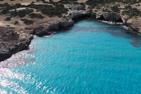 Cipro: Noleggio di una barca con attrezzatura per lo snorkeling