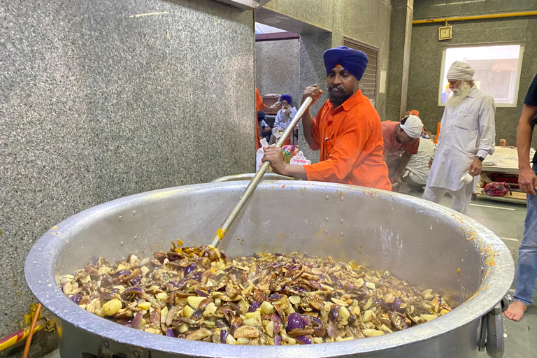 Comida de rua, templos e mercado de especiarias da Velha Délhi