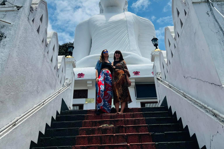 Visita de un día a la ciudad de Kandy desde Colombo, Negombo o Katunayake