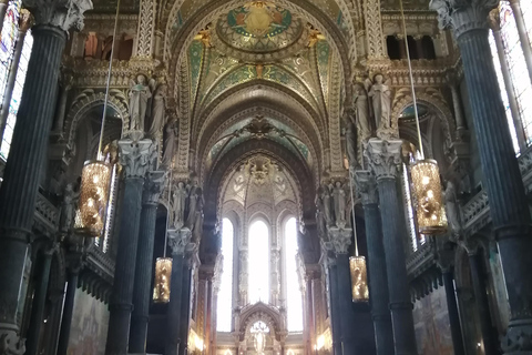Highlights of Lyon walking tour: Fourviere hill and Old town