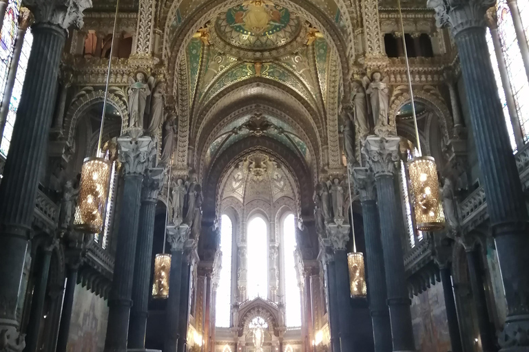 Highlights of Lyon walking tour: Fourviere hill and Old town