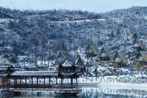 Zhangjiajie: Qixing Mountain & 72 Odd Towers Night Tour