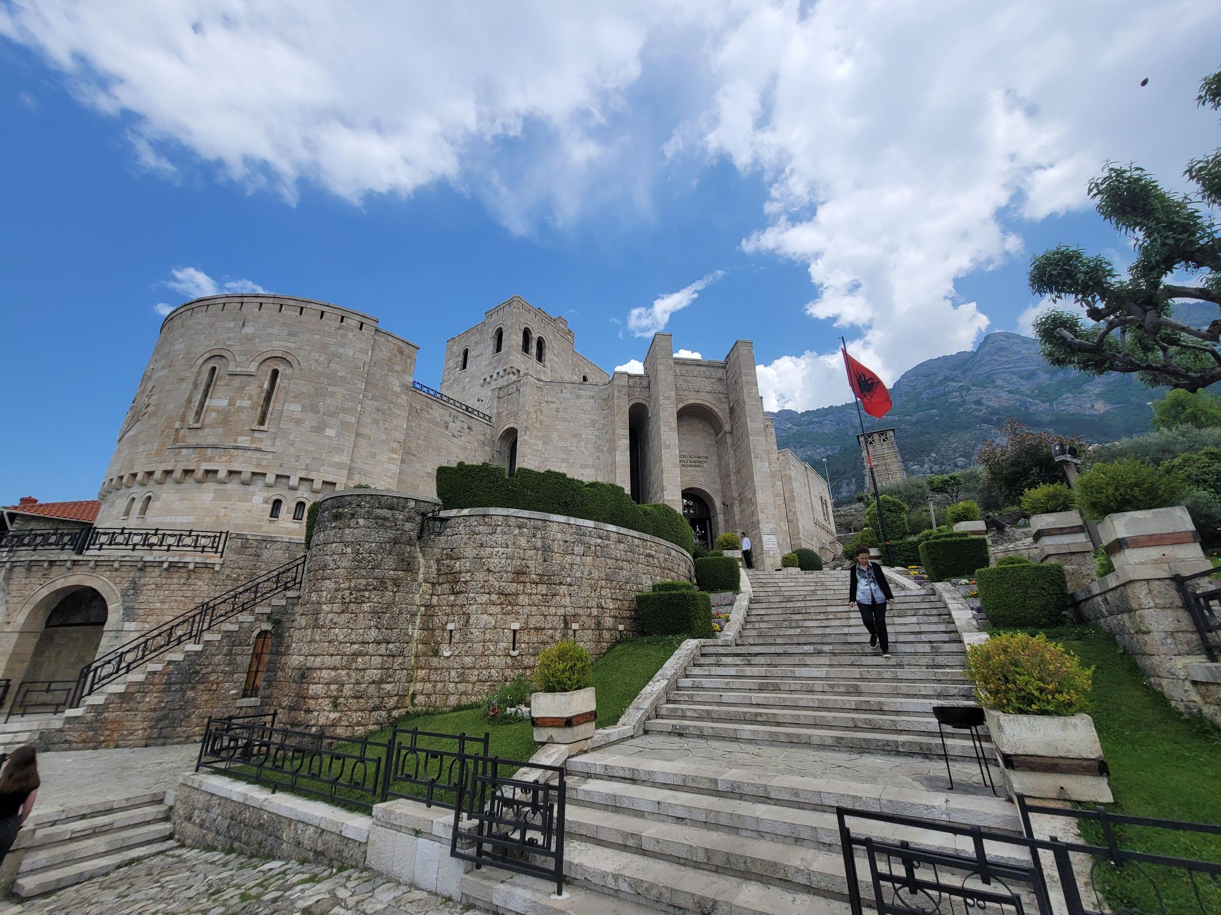 Von Tirana aus: Kruja Tagestour
