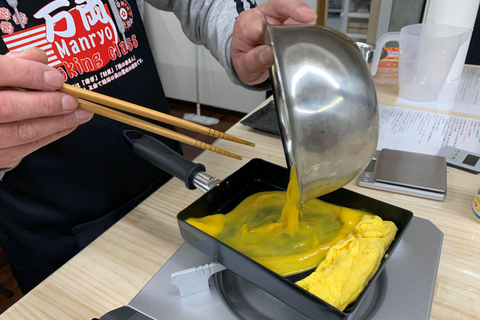 Kyoto: Japanese Udon and Sushi Cooking Class with Tastings