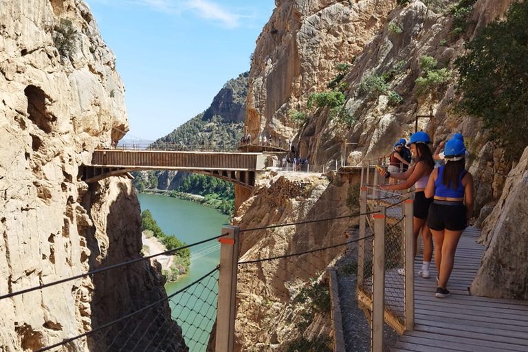 From Malaga: Caminito del Rey Sunset Tour with Transfer From Malaga: Caminito del Rey Sunset Tour with Transfer