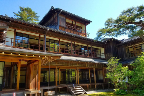 Nikko mit Stil: Luxuriöse Mercedes Tour