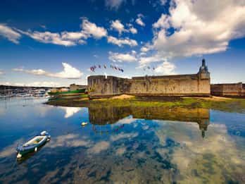 Concarneau: guided tour of the town center, walled city, history & landscapes