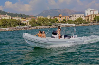 Amalfiküste Boot mieten: ab Salerno ohne Lizenz