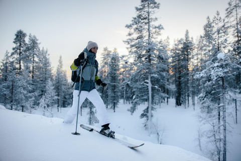 Pyhätunturi: Prueba el esquí salvaje en la Laponia finlandesaPrueba el esquí alpino en la Laponia finlandesa