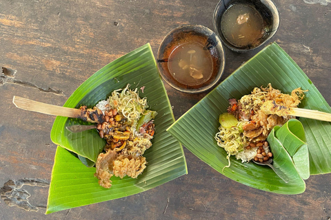 Ubud: Gianyar Night Market Food Tour with up to 17+ Tastings Tour with Transfer from Central Ubud