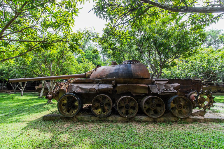 Siem Reap: Museo de la Guerra incluido Ticket de entrada y servicio de recogida y regreso