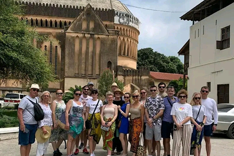 Dar es Salaam guidad stadsvandring och upptäcktsfärd ...Dar es Salaam stads sightseeing med bil med lunch.