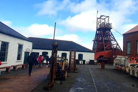 Desde Cardiff Tour a pie por las cascadas de Brecon Beacons