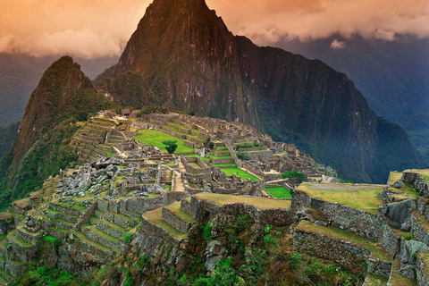 Cusco: 3-Day Luxury Machu Picchu Tour with Train Tickets