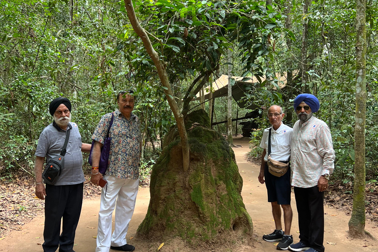 Ho Chi Minh-staden: Cu Chi-tunnlarna Lyxig gruppresa