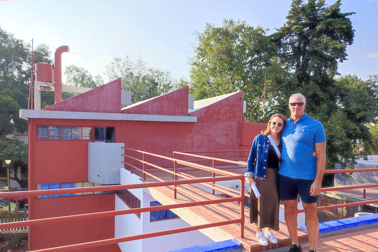 Mexico City: Private Customizable Tour with Guide & Vehicle Chapultepec Area: Castle, Anthropology museum, Polanco