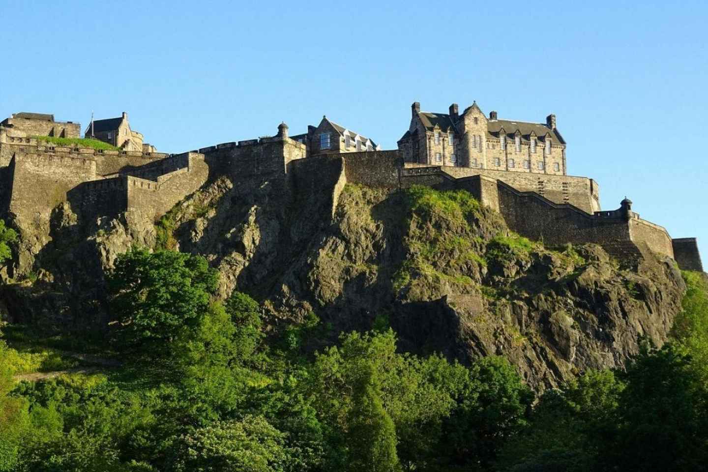Loch Lomond, Stirling Castle and the Kelpies: Private Tour