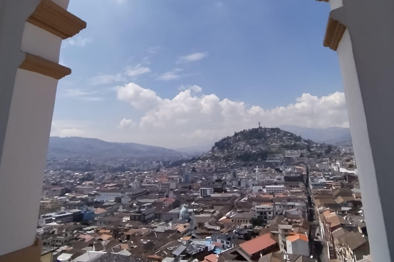 Quito: Discover the heart of the Historic Center - Walking Tour