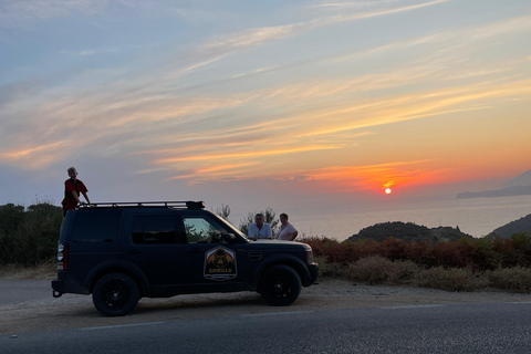 Tirana: Private SUV Tour with Dajti Mountain Visit