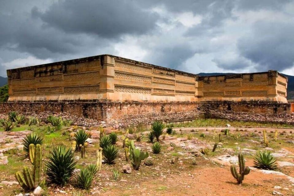 Hierve El Agua Mitla Tule Teotil N And Mezcal Factory Getyourguide