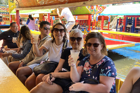 Cidade do México: Festa da Trajinera de Xochimilco com bebidas e tacos