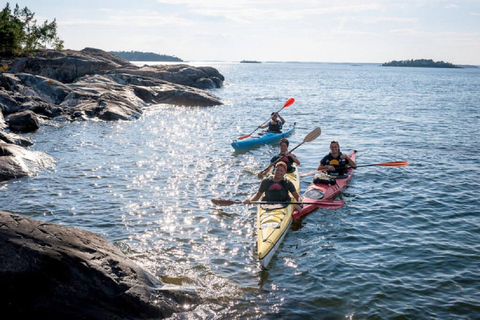 Stockholm: Abenteuerliche Kajak-Tagestour