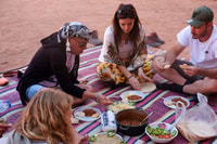 Wadi Rum, Halbtägige Jeep-Tour - Hizvo