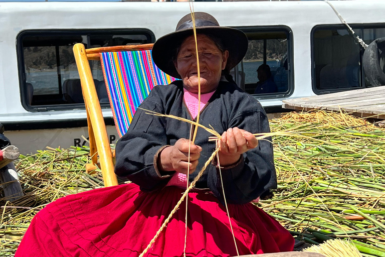 Lake Titicaca: Chimu Floating Island with totora weaving and fishing workshops Visit Chimu Island privately
