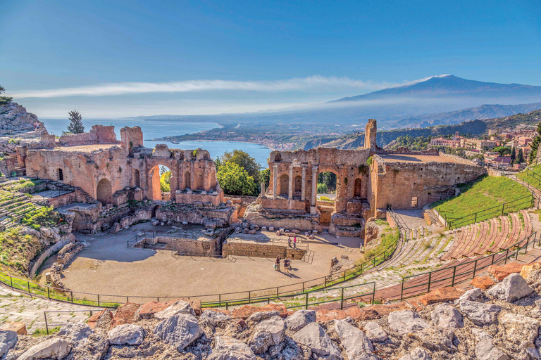 Malta: Mount Etna and Taormina Guided Day Trip by Catamaran