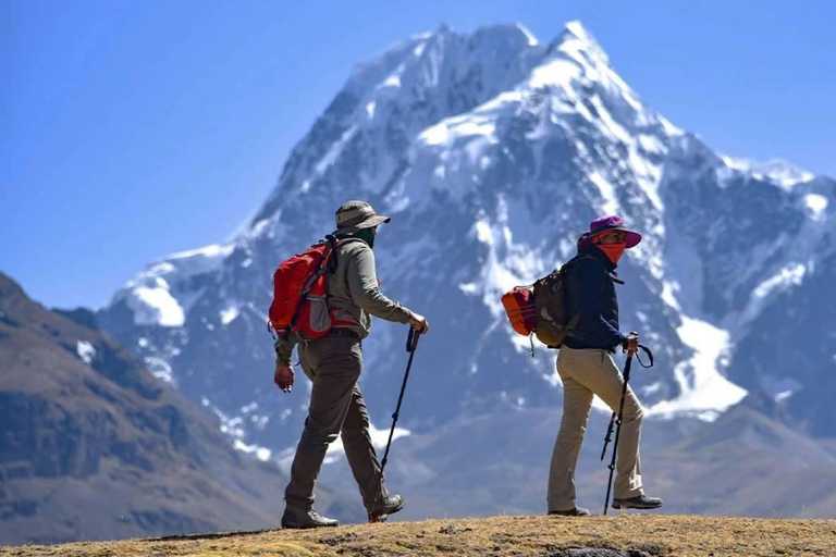 Cusco: Ausangate Trek + Montaña de Colores | 2D + lunch