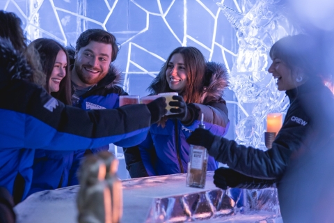 Queenstown Ice Bar : Entrée Premium avec boisson au Ice LoungeEntrée au salon Ice Bar plus 1 cocktail premium