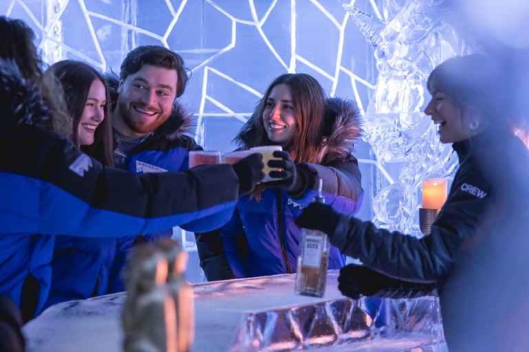 Queenstown Ice Bar: Ice Lounge Premium-toegang met drankjeToegang tot de Ice Bar Lounge plus 1x een cocktail met handtekening