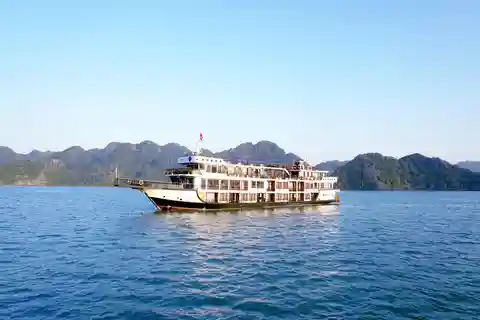 Bahía de Lan Ha 2 Días 1 Noche Crucero 5 Estrellas Estilo Clásico