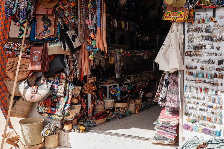 Arusha : Maasai Market Guided Tour