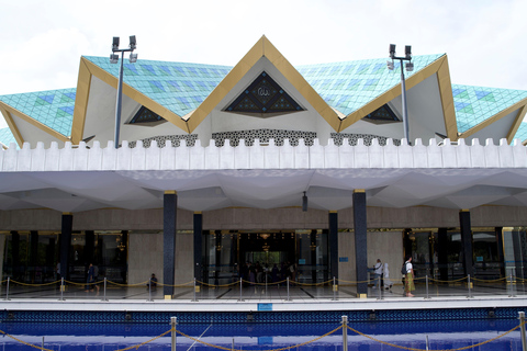 Explore 7 Wonders Of Kuala Lumpur With A Local