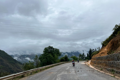 Au départ de Hanoi : 4 jours de visite en voiture de la boucle de Ha Giang, plus un montage vidéo