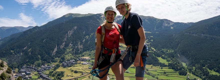 Andorre : aventure via ferrata avec guide et équipement