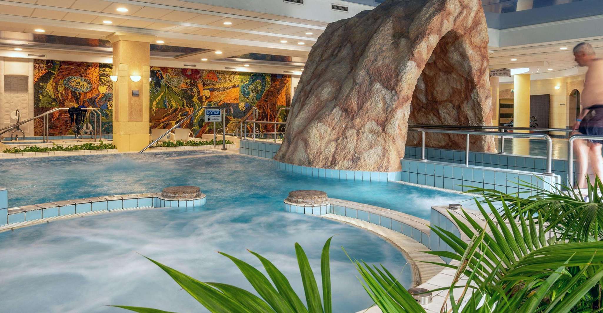 Budapest: Margaret Island Day Spa Entry Ticket photo 9