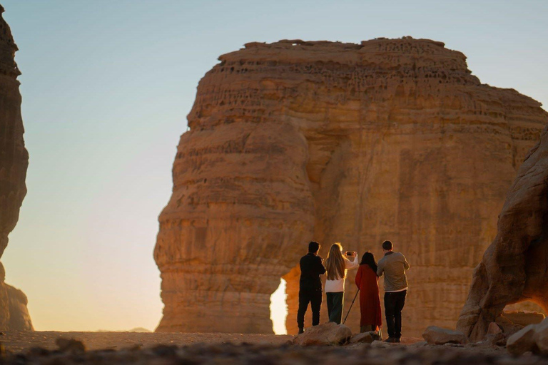 Tour di un giorno a Hegra e DadanTour culturale di un giorno a Hegra e Dadan