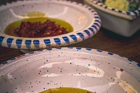 Immersione berbera a Zriba Ollya e degustazione di sapori localiImmersione berbera a Zriba Ollya e assaggio dei sapori locali