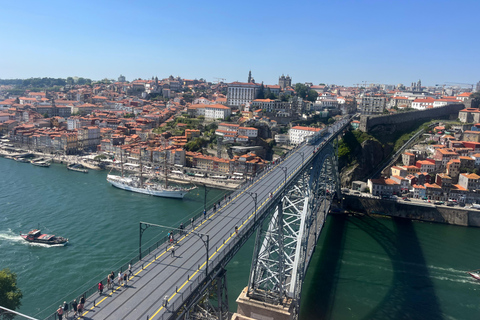 Historische avontuurlijke converteerbare UMM Portugese militaire jeepStandaard optie